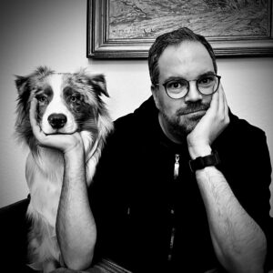 Ich gemeinsam mit meinem Australian Shepherd Flynn.